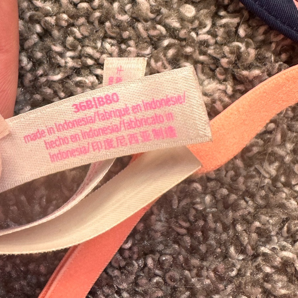 2 pack of bras from Pink size 36B - Picture 2 of 2